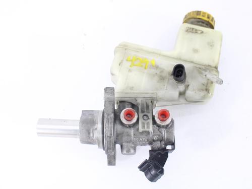 Used Brake master cylinder FIAT BRAVO II (198_) 1.9 D Multijet (198AXB1A) (120 hp) 15990955