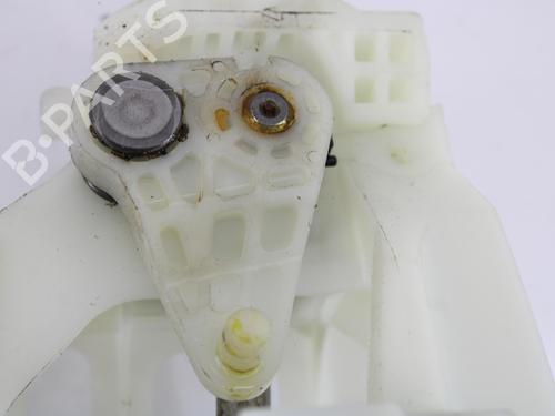 Gear lever TOYOTA RAV 4 III (_A3_) 2.2 D (ALA35_) | BP13295528M90 