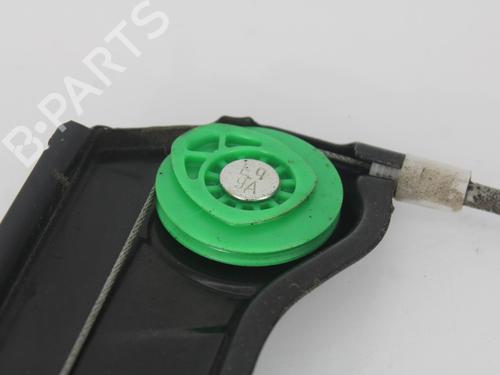 Front left window mechanism BMW 1 (E87) 118 d | BP12680461C22 