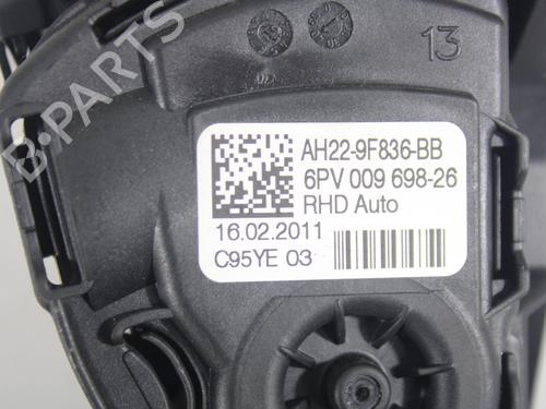 Pedal LAND ROVER DISCOVERY IV (L319) 3.0 SDV6 4x4 | BP16929886I4 