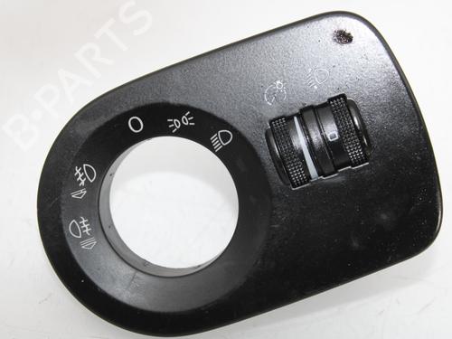 Used Headlight switch SEAT LEON (1P1) 2.0 TDI 16V (140 hp) 15597869