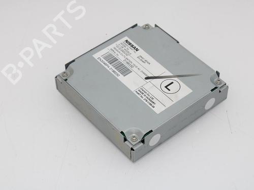 Used Electronic module NISSAN QASHQAI II SUV (J11, J11_) 1.6 dCi (130 hp) 10124577