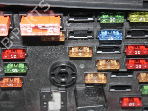 Fuse box VW PASSAT B6 (3C2) 1.9 TDI | BP11858917E1 