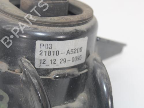 Used Engine mount HYUNDAI i30 Estate (GD) [2012-2025]  13904648