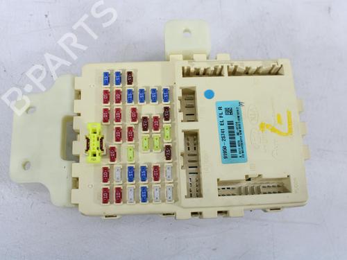 Used Fuse box HYUNDAI ix35 (LM, EL, ELH) 1.7 CRDi (116 hp) 26235444