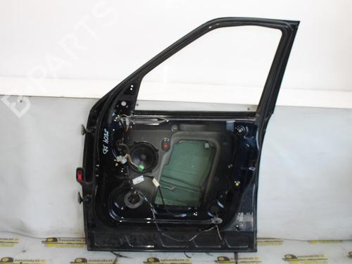 Used Right front door LAND ROVER RANGE ROVER SPORT I (L320) 2.7 D 4x4 (190 hp) 10119400