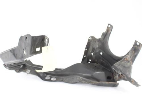Left headlight support MERCEDES-BENZ CLS (C219) CLS 320 CDI (219.322) | BP14829745C157 