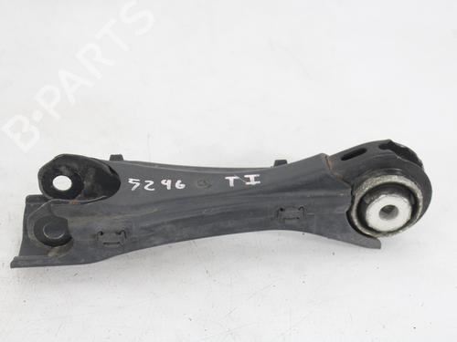 Used Left rear suspension arm MERCEDES-BENZ CLA Coupe (C117) CLA 180 (117.342) (122 hp) 24318960