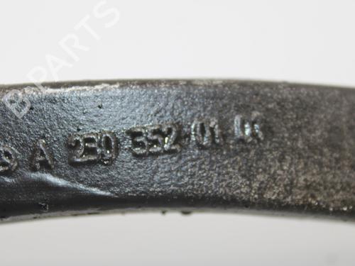 Right rear suspension arm MERCEDES-BENZ CLS (C219) CLS 320 CDI (219.322) | BP12268085M15 