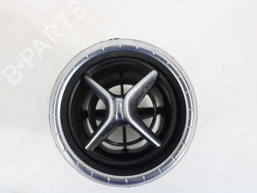 Used Air vent MERCEDES-BENZ CLA Coupe (C117) CLA 180 (117.342) (122 hp) 24030221