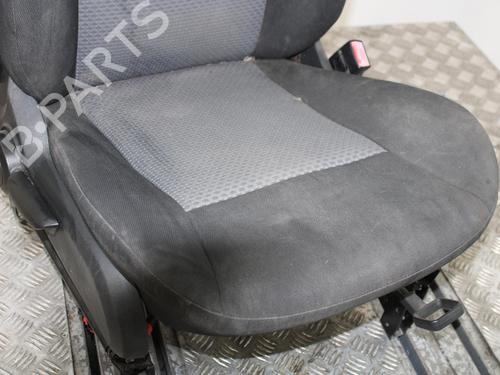 Right front seat MERCEDES-BENZ A-CLASS (W169) A 180 CDI (169.007, 169.307) | BP15073435C16 
