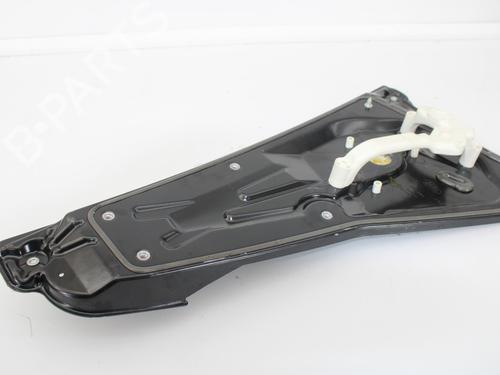 Used Rear right window mechanism LAND ROVER DISCOVERY III (L319) 2.7 TD 4x4 (190 hp) 12268138