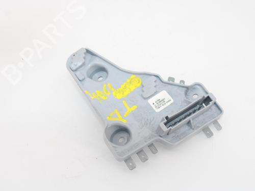Used Lamp holder MERCEDES-BENZ CLS (C219) CLS 320 CDI (219.322) (224 hp) 14176355