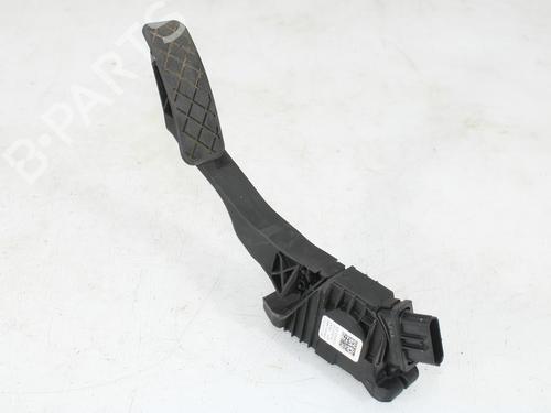 Used Pedal VW GOLF VII (5G1, BQ1, BE1, BE2) 2.0 TDI (150 hp) 22305653