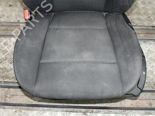 Left front seat BMW X3 (E83) 2.0 d | BP25255644C15 