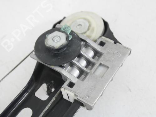 Lève-vitre arrière gauche MERCEDES-BENZ C-CLASS (W203) C 220 CDI (203.006, 203.008) | BP29814435C24 