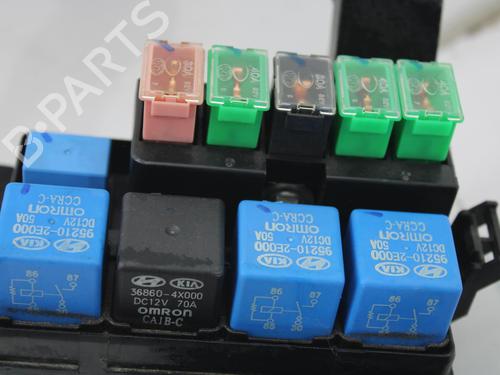 Fuse box HYUNDAI SANTA FÉ II (CM) 2.2 CRDi GLS 4x4 | BP10121668E1 