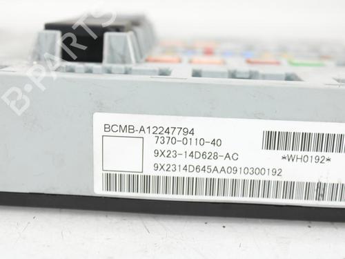 Fuse box JAGUAR XF I (X250) 3.0 D | BP22306178E1 