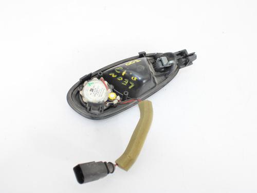 Venstre bak invendig håndtak SEAT LEON (1P1) 2.0 TDI 16V (140 hp) 13506420