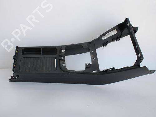 Used Middle console VW TIGUAN (5N_) [2007-2018]  11683576