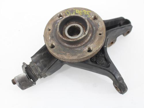 Used Left front steering knuckle PEUGEOT 5008 (0U_, 0E_) 1.6 HDi (110 hp) 15769499
