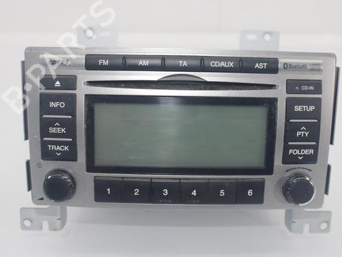 Used Radio HYUNDAI SANTA FÉ II (CM) 2.2 CRDi 4x4 (155 hp) 11266429