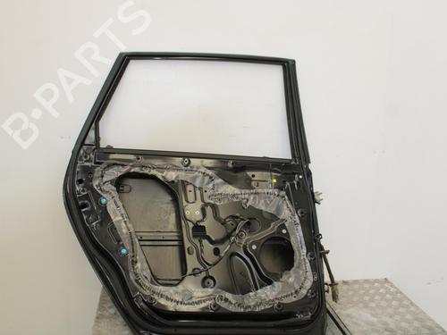 Left rear door MITSUBISHI GRANDIS (NA_W) 2.0 DI-D (NA8W) | BP15617659C4