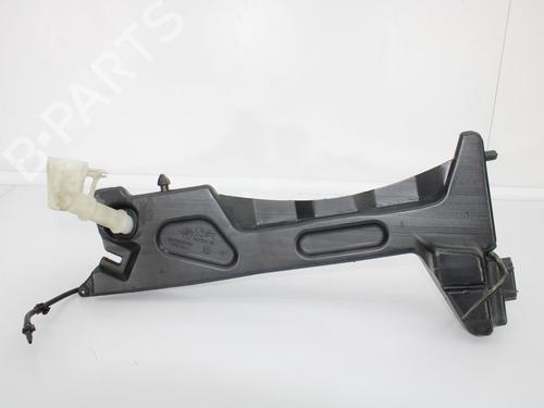 Used Windscreen washer tank CITROËN C4 Picasso II 1.6 HDi / BlueHDi 115 (115 hp) 11884155