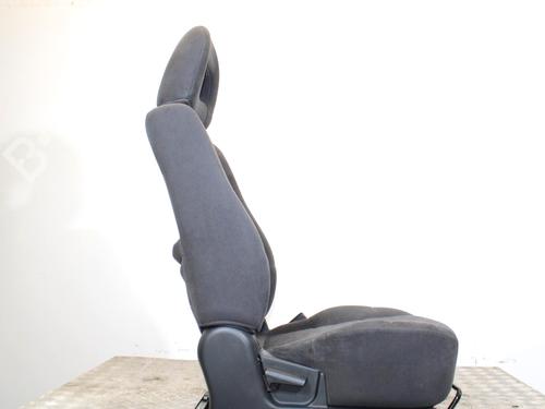 Right front seat MITSUBISHI PAJERO III (V7_W, V6_W) 2.5 TDi (V64W, V74W) | BP16339281C16 