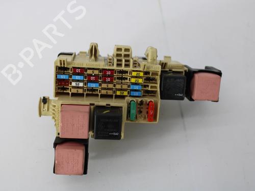 Used Fuse box RENAULT KANGOO / GRAND KANGOO II (KW0/1_) 1.5 dCi 90 (KW05, KW08, KW0G, KW11) (90 hp) 10122176