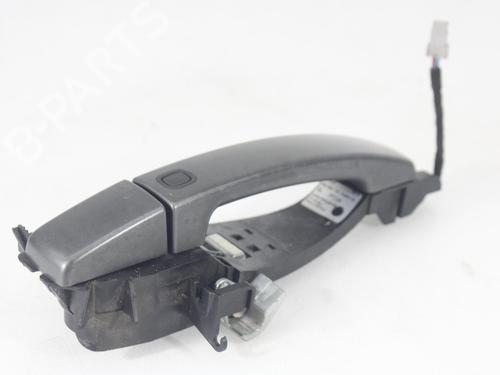 Used Front left exterior door handle LAND ROVER DISCOVERY IV (L319) 3.0 SDV6 4x4 (256 hp) 16929993