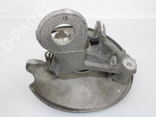 Used Right rear steering knuckle AUDI A4 B8 Avant (8K5) 2.0 TDI (150 hp) 11767995