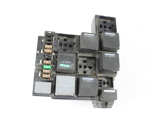 Used Fuse box JAGUAR XF I (X250) 3.0 D (275 hp) 19924099