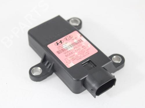 Used Electronic module HYUNDAI ix35 (LM, EL, ELH) 2.0 CRDi 4WD (184 hp) 15050630