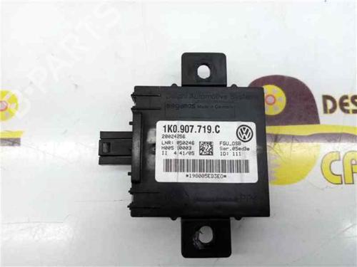 Used Electronic module VW TOURAN (1T1, 1T2) 1.9 TDI (100 hp) 10123818
