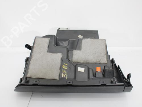 Used Glove box VW POLO V (6R1, 6C1) 1.2 TSI (90 hp) 11096194