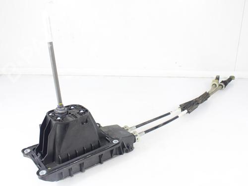 Used Gear lever RENAULT CLIO IV (BH_) 1.2 16V (BHA1, BHAK, BHMG, BHMK) (75 hp) 17494359