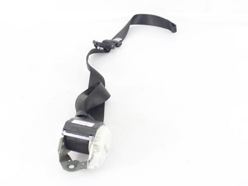 Used Front left seatbelt BMW 1 Convertible (E88) 118 d (143 hp) 16281001