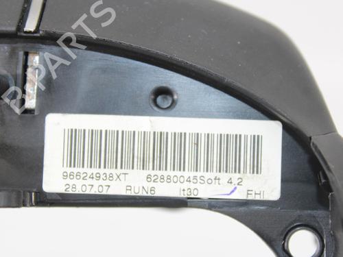 Steering wheel controls CITROËN C4 Picasso I MPV (UD_) 2.0 HDi 138 | BP13406881E15 