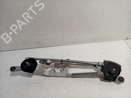 front-wipers-mechanism-toyota-yaris-_p21_-_pa1_-_ph1_-2020-32702532 main image