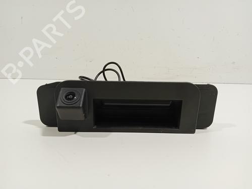 camera-mercedes-benz-vito-tourer-w447-2014-23988340 main image