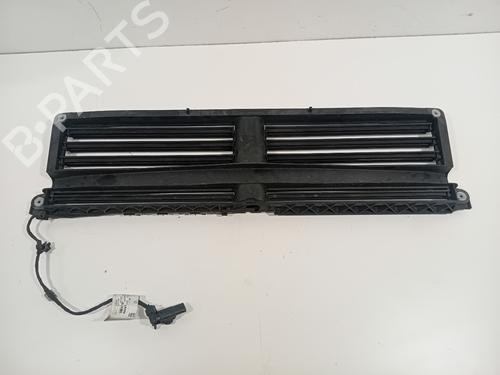 Used Grille Grille MERCEDES-BENZ C-CLASS (W206) C 300 e (206.054) (313 hp) 34436832 34436832