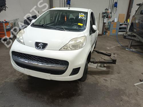 Brugte PEUGEOT 107 (PM_, PN_) 1.0 4816996