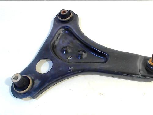 left-front-suspension-arm-renault-twingo-iii-bcm_-bca_-09-tce-90-bcm9-bcm2-2014-8942991 main image