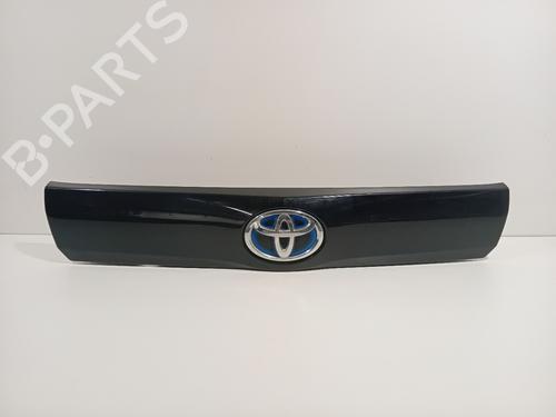 other-toyota-prius-plus-_w4_-2011-23394547 main image