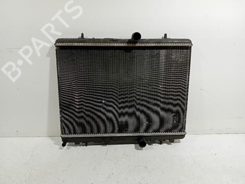Used Water radiator Water radiator 19779202 19779202