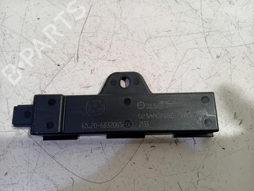 Used Antenna/Base BMW 3 Touring (G21, G81) 330 i (258 hp) 24470746