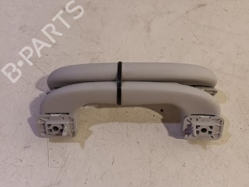 Used Interior roof handle Interior roof handle 14935131 14935131