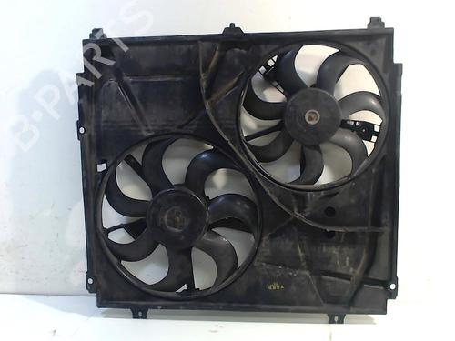 Used Radiator fan Radiator fan 10668709 10668709