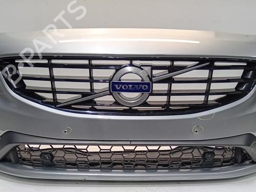 Used Front bumper VOLVO V60 I (155) D6 Hybrid AWD (280 hp) 31994949